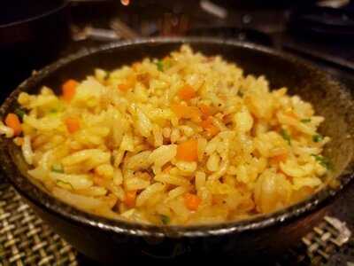 六本渥日本料理鐵板燒+爐端燒