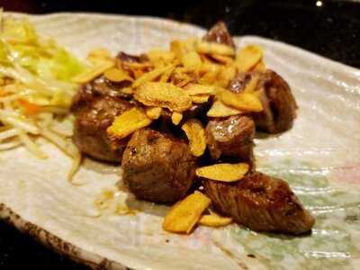 六本渥日本料理鐵板燒+爐端燒