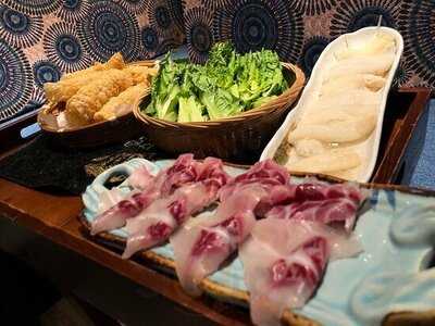 大紅袍火鍋料理 (北角)