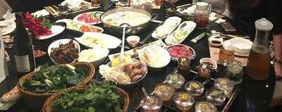 大紅袍火鍋料理 (北角)