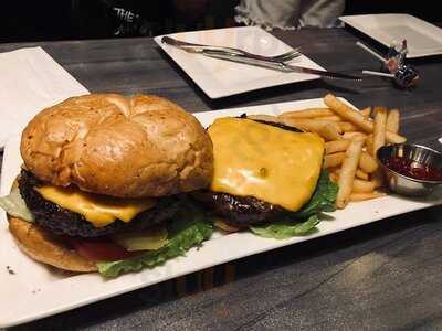 Ruby Tuesday (megabox)