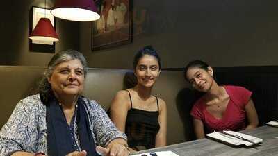 Ruby Tuesday (megabox)