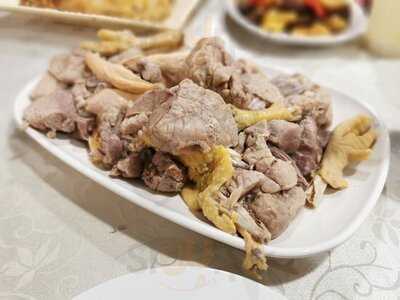 新匯聚餐廳小廚