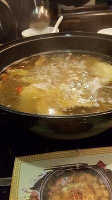 金撈老鴨湯刺身火鍋專門店