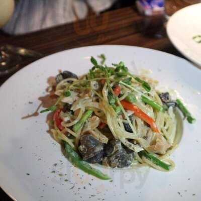 Home Bar And Restaurant