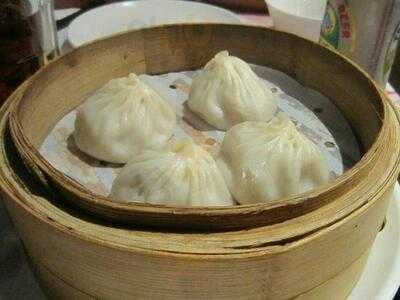 翡翠拉麵小籠包