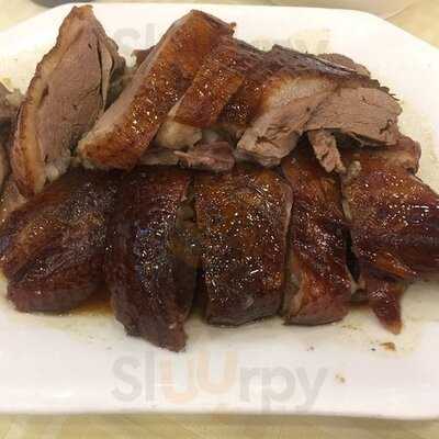 新強記燒鵝乳鴿海鮮酒家