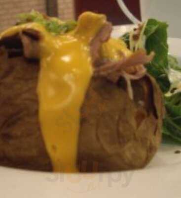 利華超級三文治店