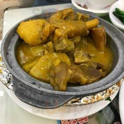 銀龍茶餐廳 (集友大廈)