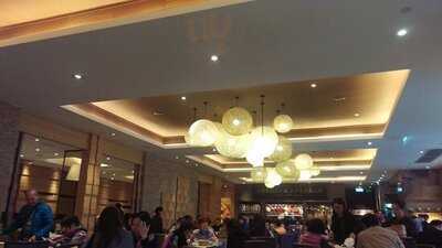 釣魚翁 燒鵝海鮮飯店 (鱷魚恤中心)