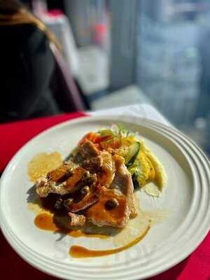 Bellevue Bar And Grill