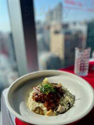 Bellevue Bar And Grill