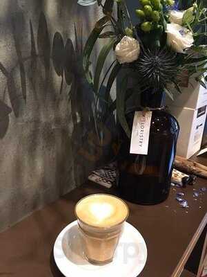 Coco Espresso (central)