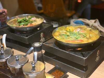 8鍋臭臭鍋 (駱克大廈)