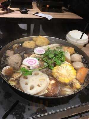 8鍋臭臭鍋 (駱克大廈)