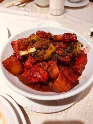 泉章居 (誠信大廈)