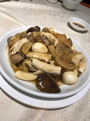 泉章居 (誠信大廈)