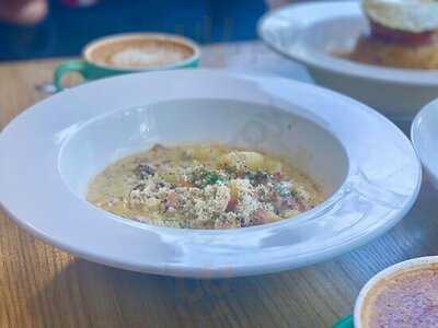 Casa Bakery & Coffee Shop