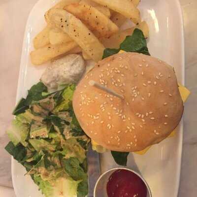 小甜谷 (信諾環球保險中心)