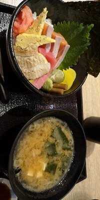 豐州水產海鮮丼專門店