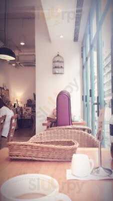 The Squirrel Coffee And Kitchen(何文田店)