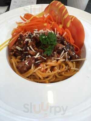 Bee Two French Baguette & Coffee