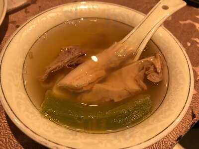 金燕島潮州酒樓