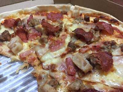 必勝客(新港城)