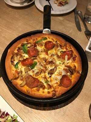 必勝客(新港城)