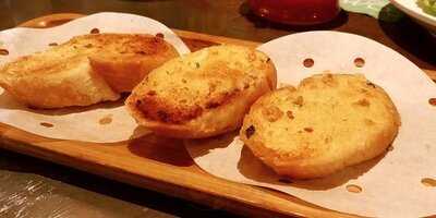 CÓmmm Vietnamese Cuisine