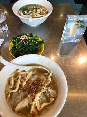 芽莊越式料理 (popcorn)