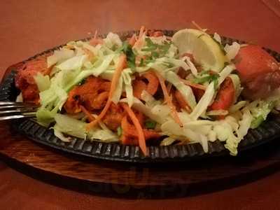 Raas Fusion Restaurant