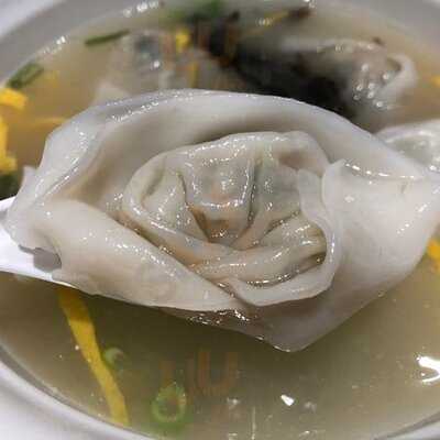 夏麵館 (寶石大廈)