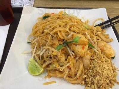 Shanghai Min, Times Square Branch