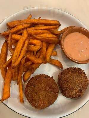 Caffè HabitŪ The Table