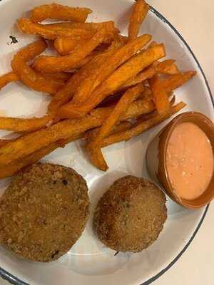 Caffè HabitŪ The Table