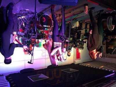 Sticky Fingers Bar & Restaurant