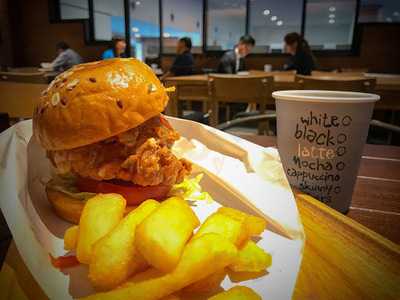 Deli And Wine (大會堂)