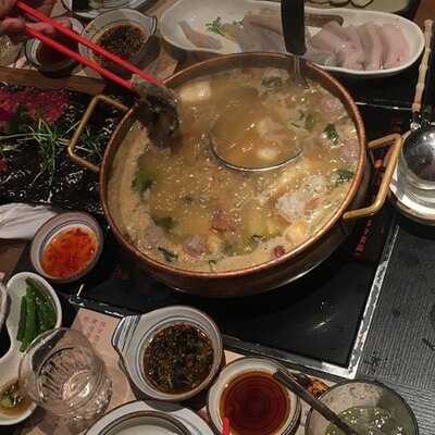 大紅炮火鍋料理