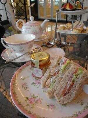 Crabtree & Evelyn The Tearoom