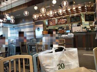 Oliver's Super Sandwiches 海富中心