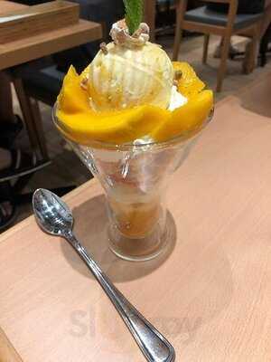 Ucc Coffee Shop (apm)