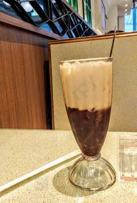 世窗冰室 (赤臘角)