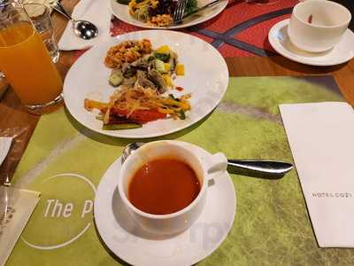 星巴克 (嘉湖海逸酒店)