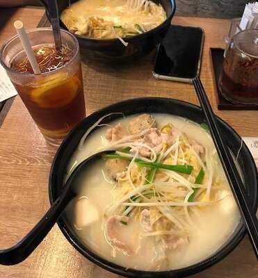 譚仔雲南米線 (佐敦)