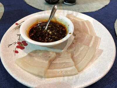 忆时尚腊味煲仔饭