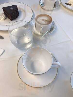 Cova Ristorante & Caffe (歷山大廈)