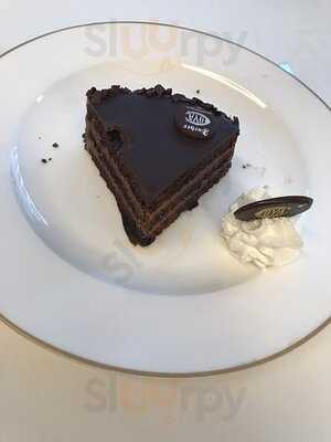 Cova Ristorante & Caffe (歷山大廈)