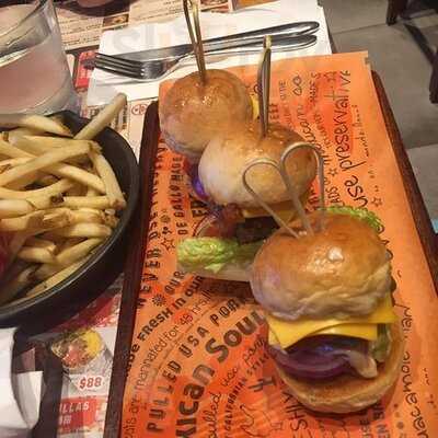 Cali-mex Taqueria (國際交易中心)