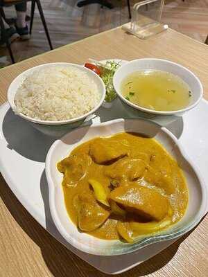 泰巷 (新港城中心)